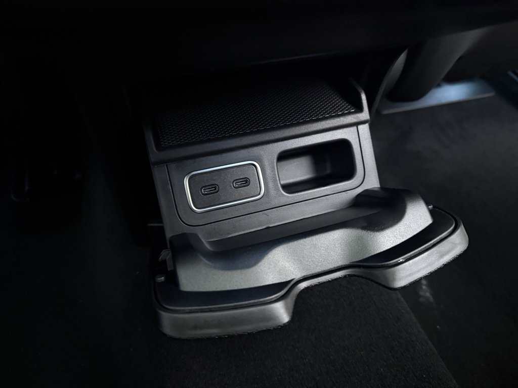 Used 2026 Mercedes-Benz GLS 450 4MATIC image 43