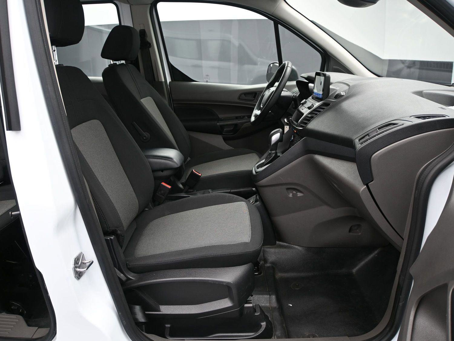 Used 2022 Ford Transit Connect XL image 17