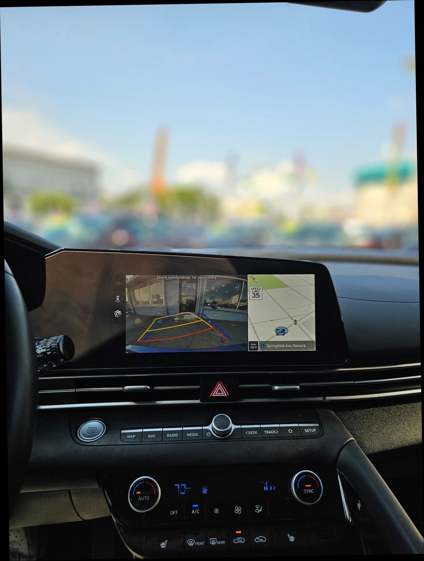Used 2023 Hyundai Elantra SEL w/ Convenience Package image 15