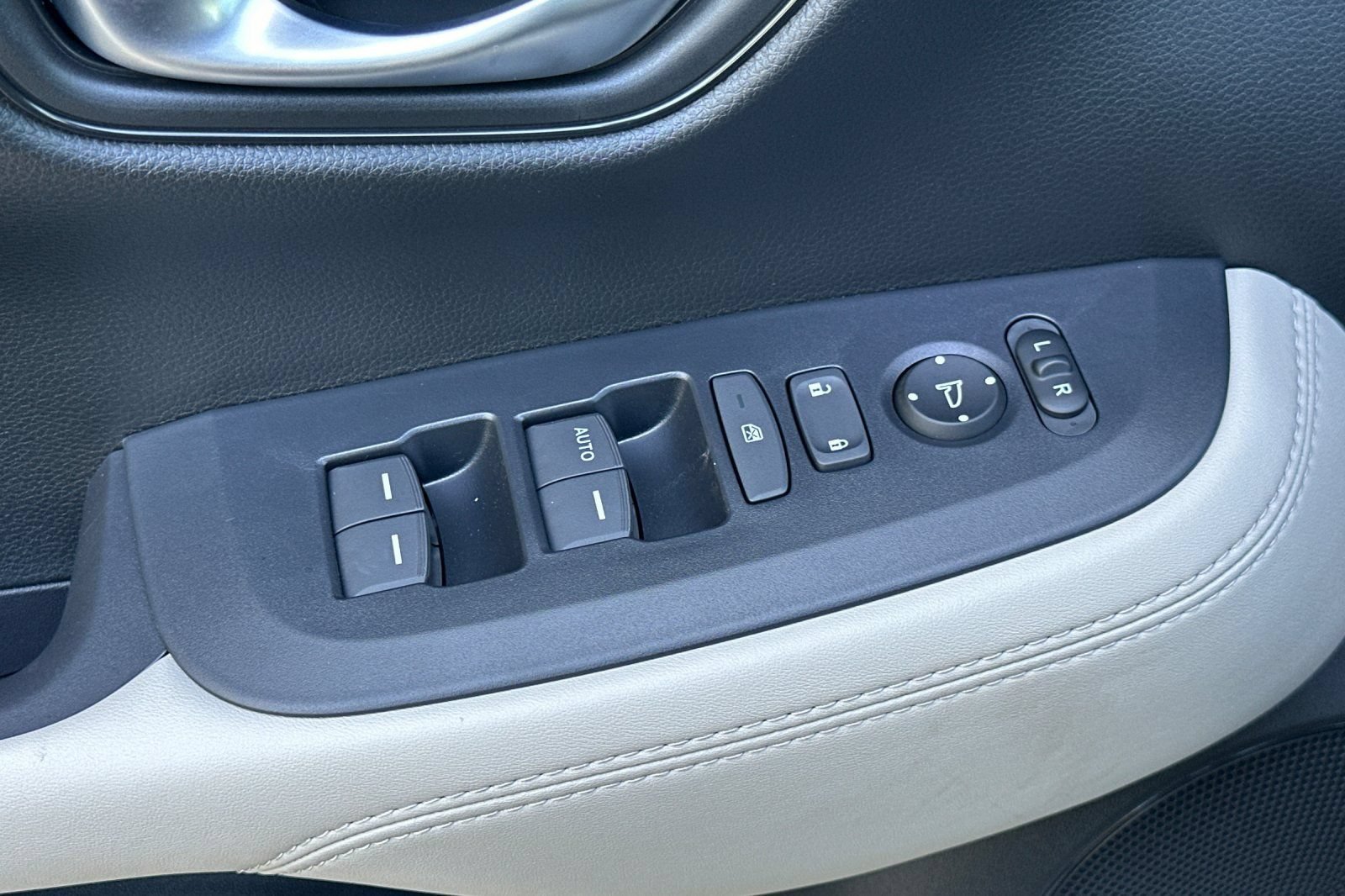 New 2027 Honda HR-V LX image 27