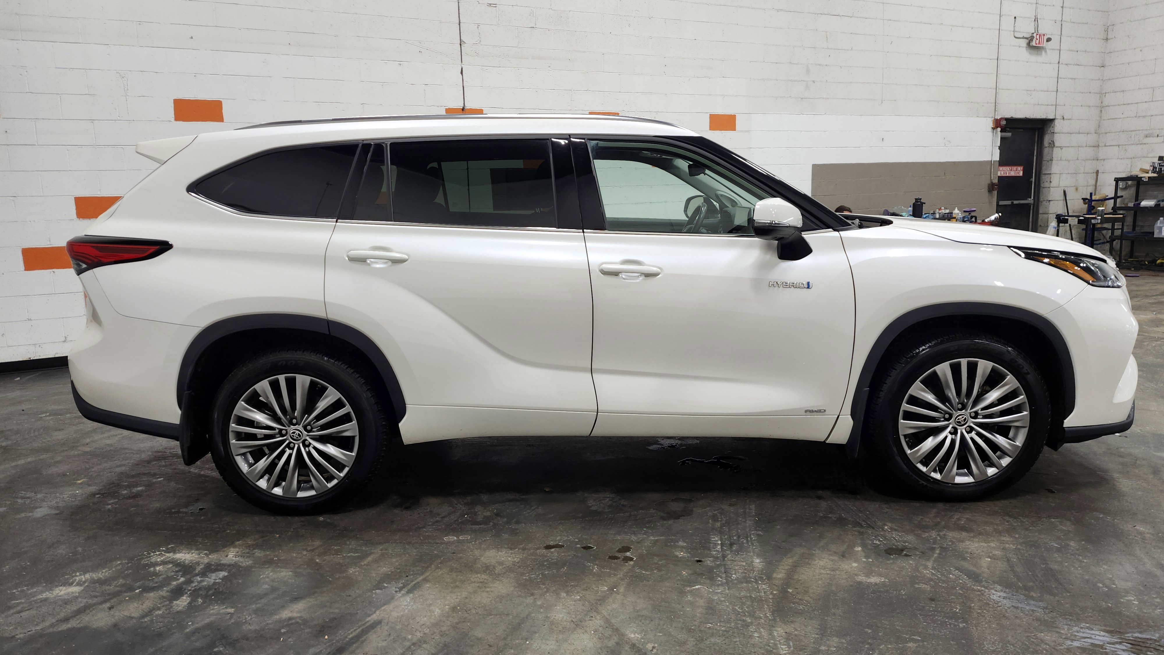 Used 2021 Toyota Highlander Platinum image 22