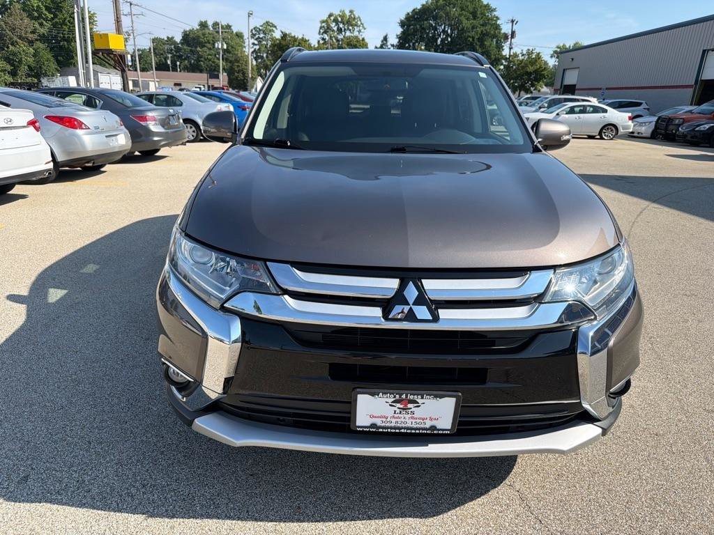 Used 2016 Mitsubishi Outlander SE FWD image 3