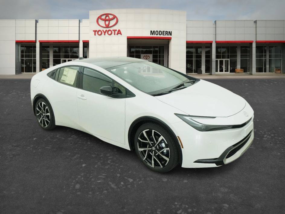 New 2027 Toyota Prius Plug-In Hybrid FWD image 10