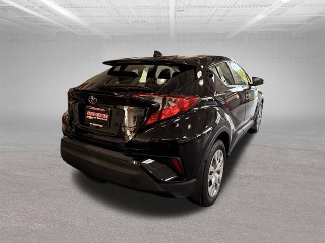 Used 2020 Toyota C-HR LE FWD image 26