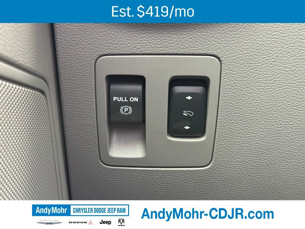Used 2019 Ford F150 XLT w/ Equipment Group 302A Luxury AWD/4WD image 17