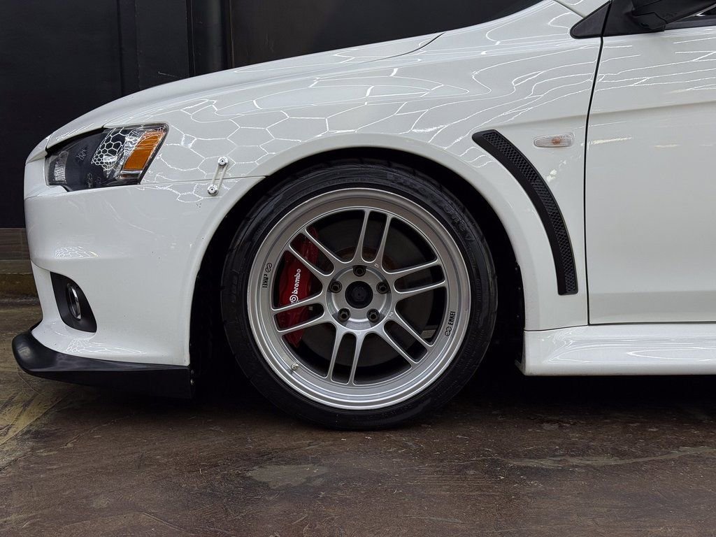 Used 2014 Mitsubishi Lancer Evolution GSR image 4