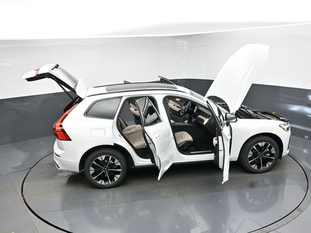 New 2026 Volvo XC60 B5 Plus w/ Protection Package Premier image 49
