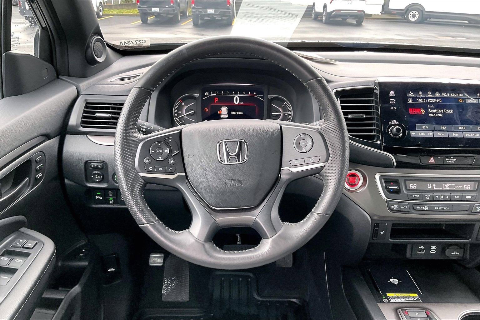 Used 2025 Honda Passport EX-L image 5