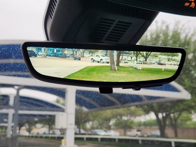 Used 2025 Chevrolet Equinox LT w/ Safety and Technology Package image 21