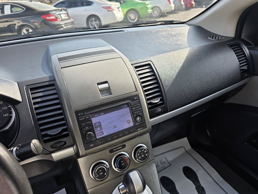 Used 2012 Nissan Sentra 2.0 SR w/ Special Edition Pkg FWD image 23