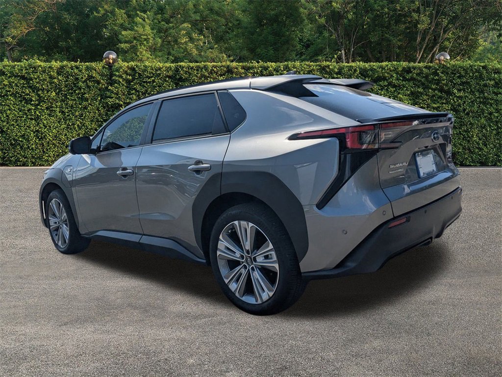 Used 2025 Subaru Solterra Limited w/ Limited Convenience Package image 6