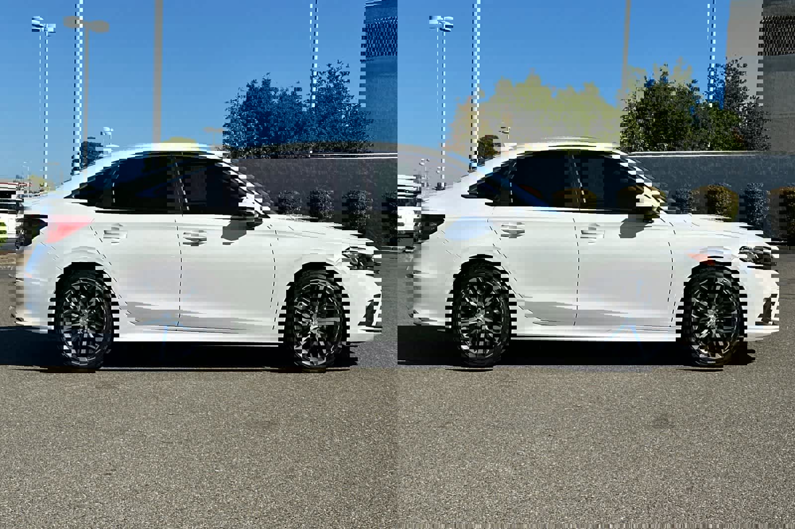 Used 2023 Honda Civic Touring image 6