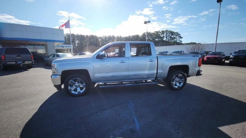 Certified 2018 Chevrolet Silverado 1500 LTZ w/ Sport Package image 10