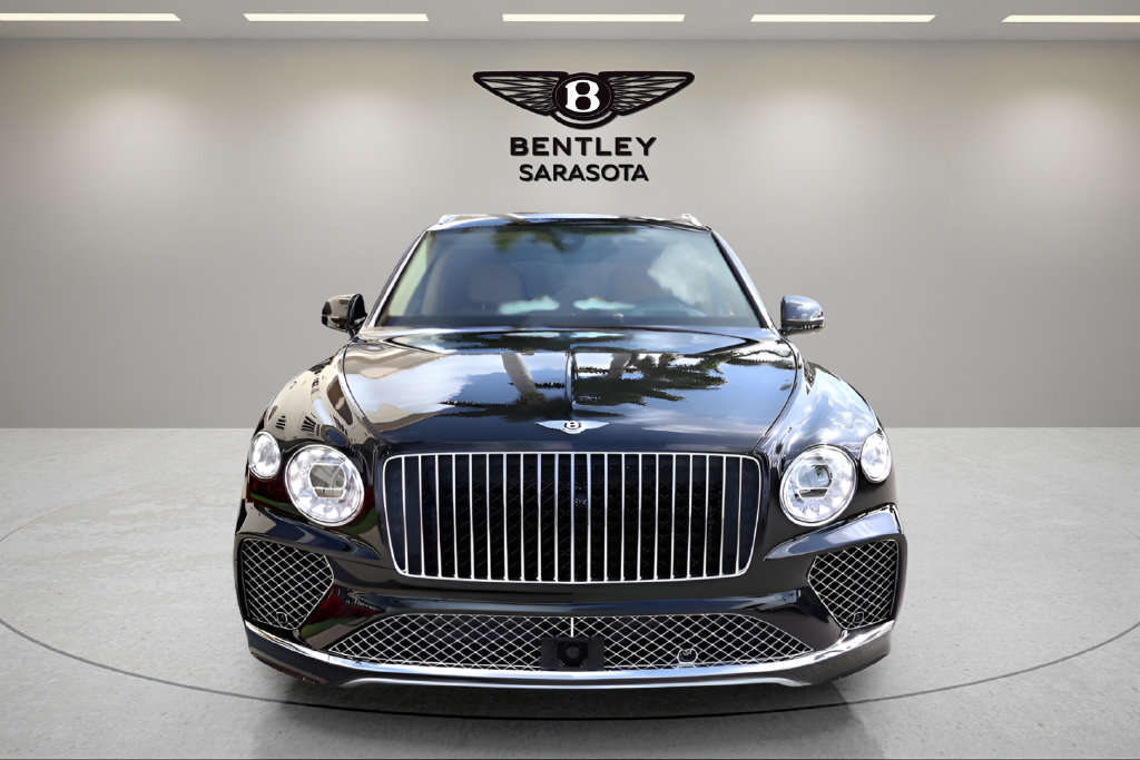 Used 2024 Bentley Bentayga Extended Wheelbase AWD/4WD image 7