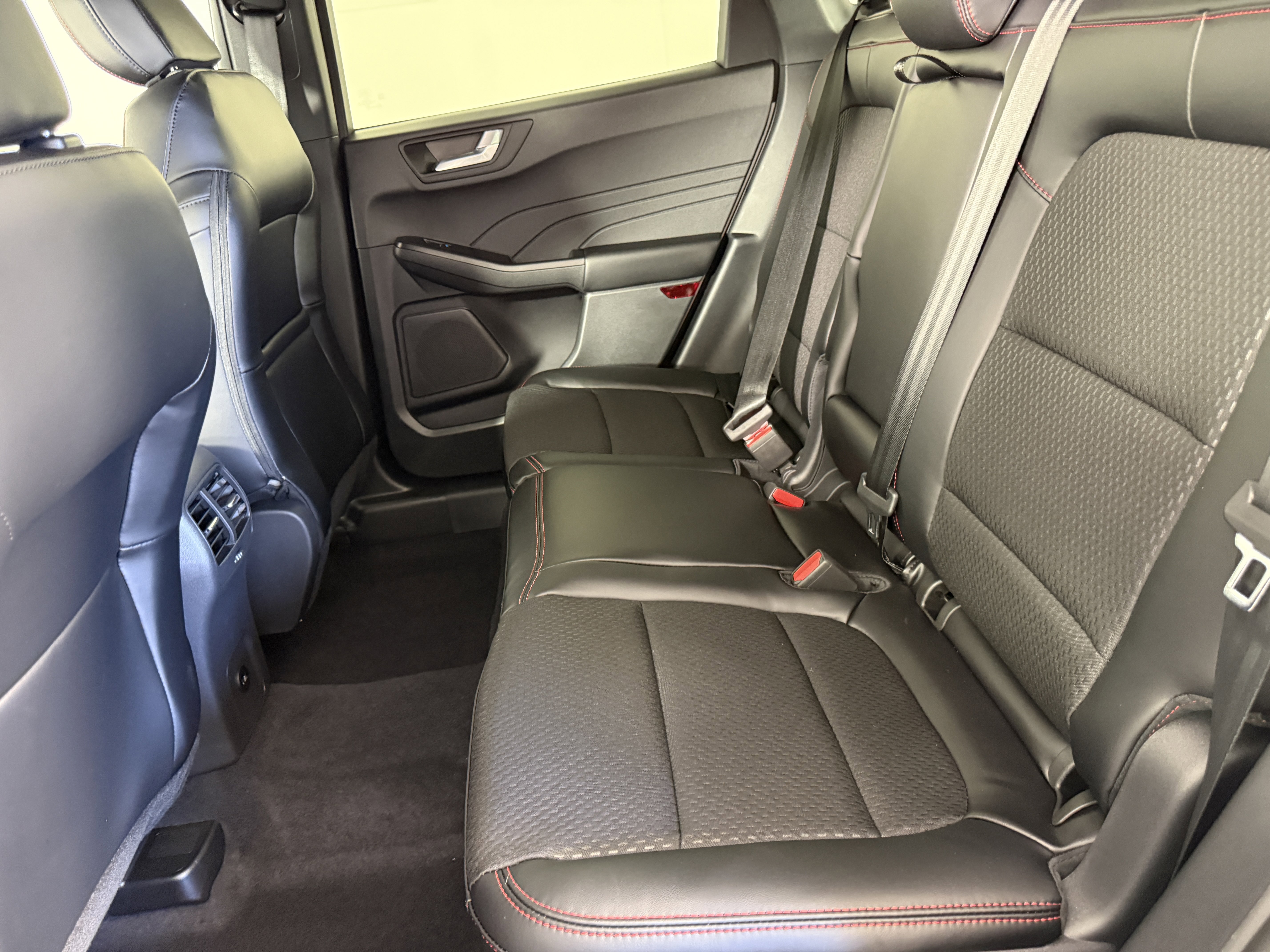 New 2026 Ford Escape ST-Line image 16
