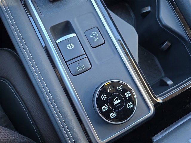 New 2025 Nissan Pathfinder Platinum w/ Cargo Package image 28