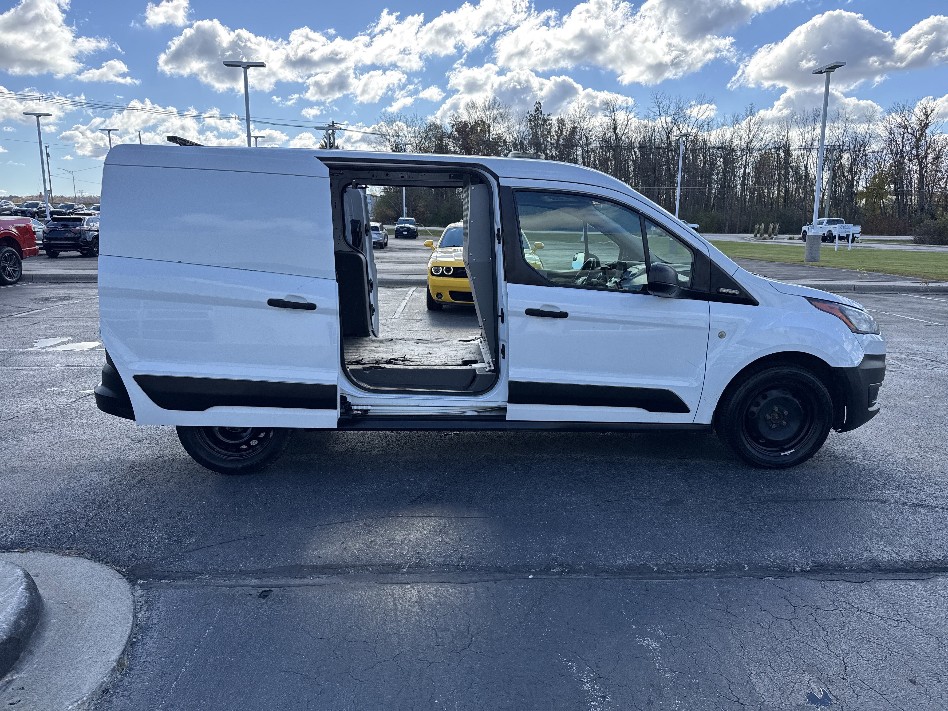 Used 2020 Ford Transit Connect XL image 17