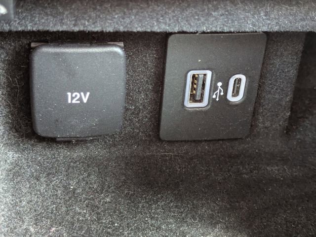 Used 2022 Lincoln Corsair FWD w/ Equipment Group 101A image 22