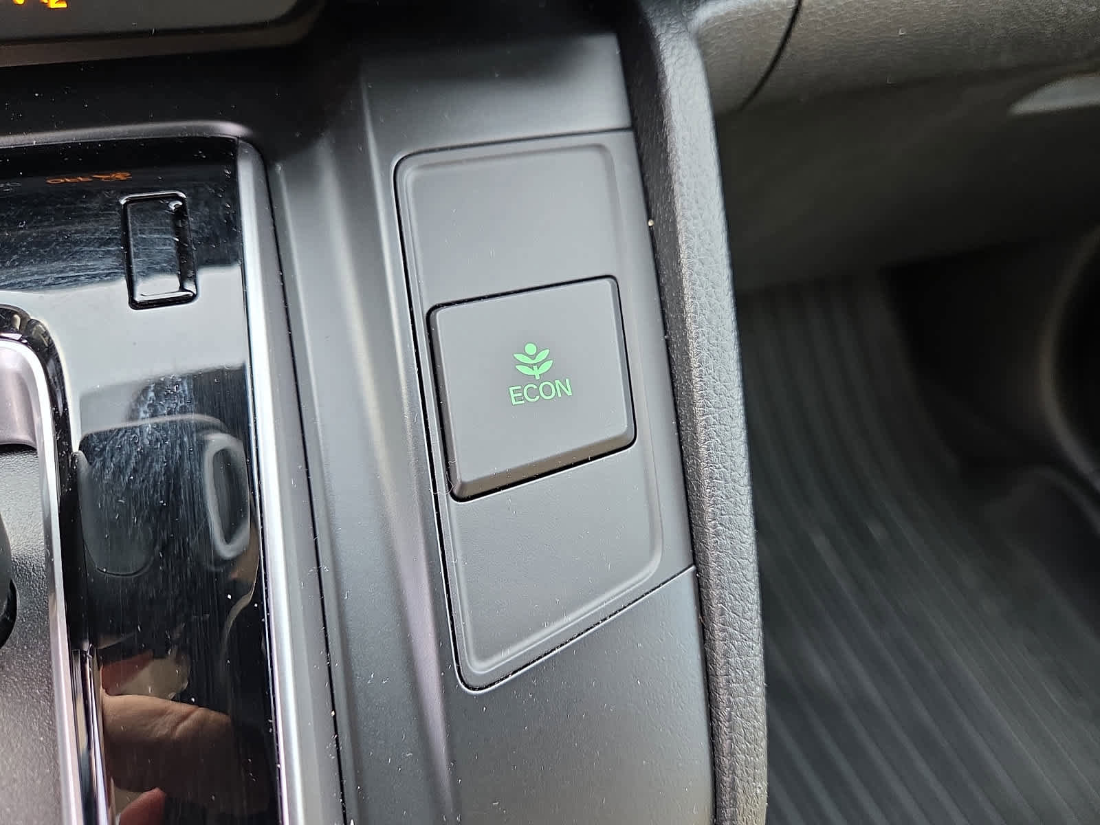 Certified 2019 Honda CR-V EX image 25