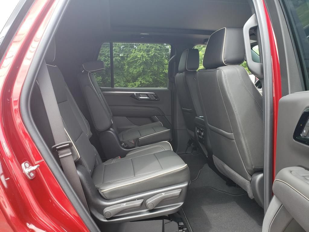 New 2026 Chevrolet Tahoe Premier w/ Sun And Tow Package AWD/4WD image 22