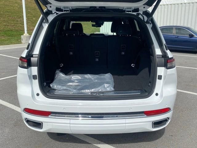 New 2025 Jeep Grand Cherokee Overland w/ Adv Protech Group III image 7