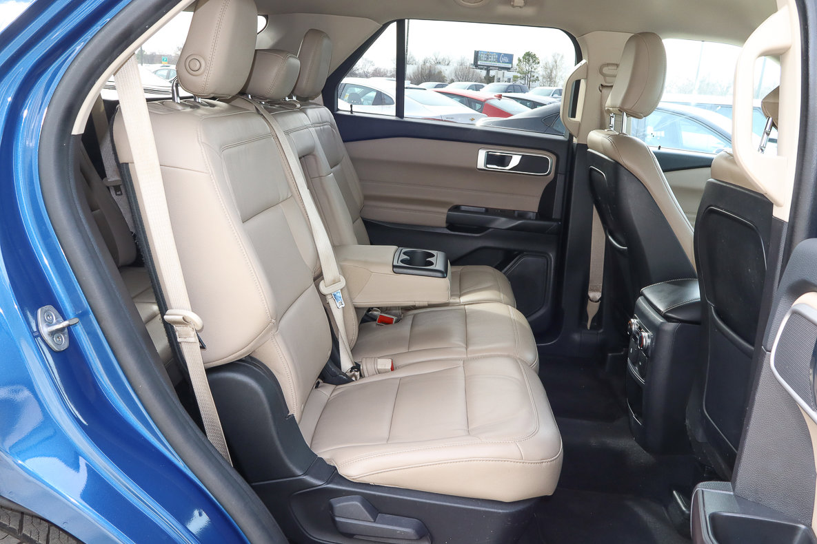 Used 2020 Ford Explorer XLT w/ Equipment Group 202A image 26