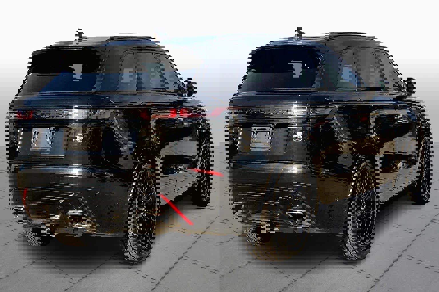 Used 2020 Land Rover Range Rover Velar R-Dynamic HSE image 12