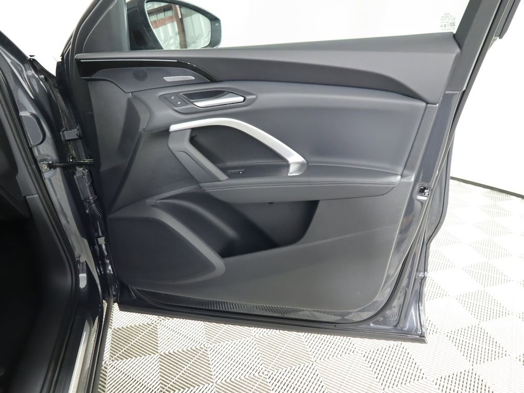 Used 2025 Audi Q5 Premium w/ Premium Plus AWD/4WD image 28