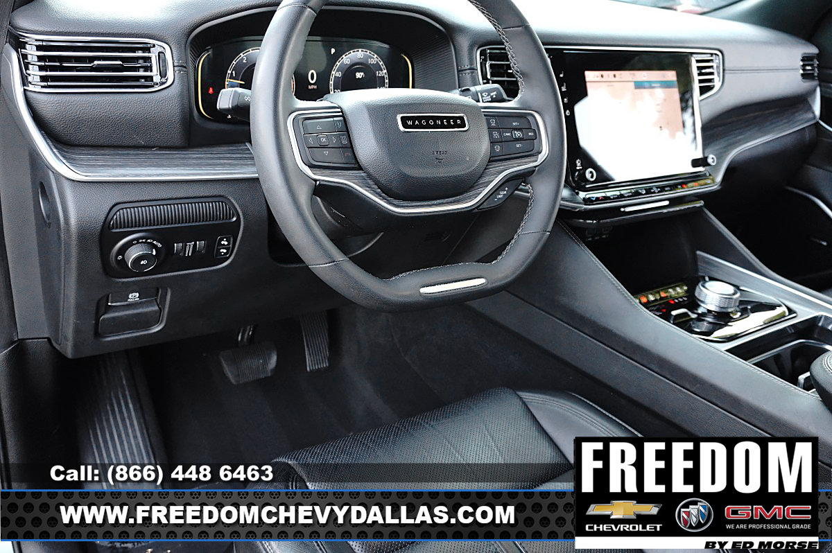Used 2024 Jeep Wagoneer Series II w/ Flexible Seating Group AWD/4WD image 21