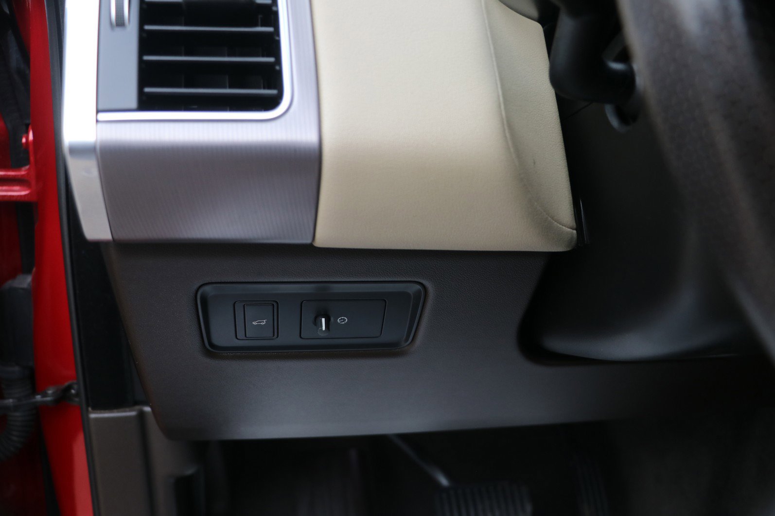 Used 2019 Land Rover Range Rover Sport HSE image 12