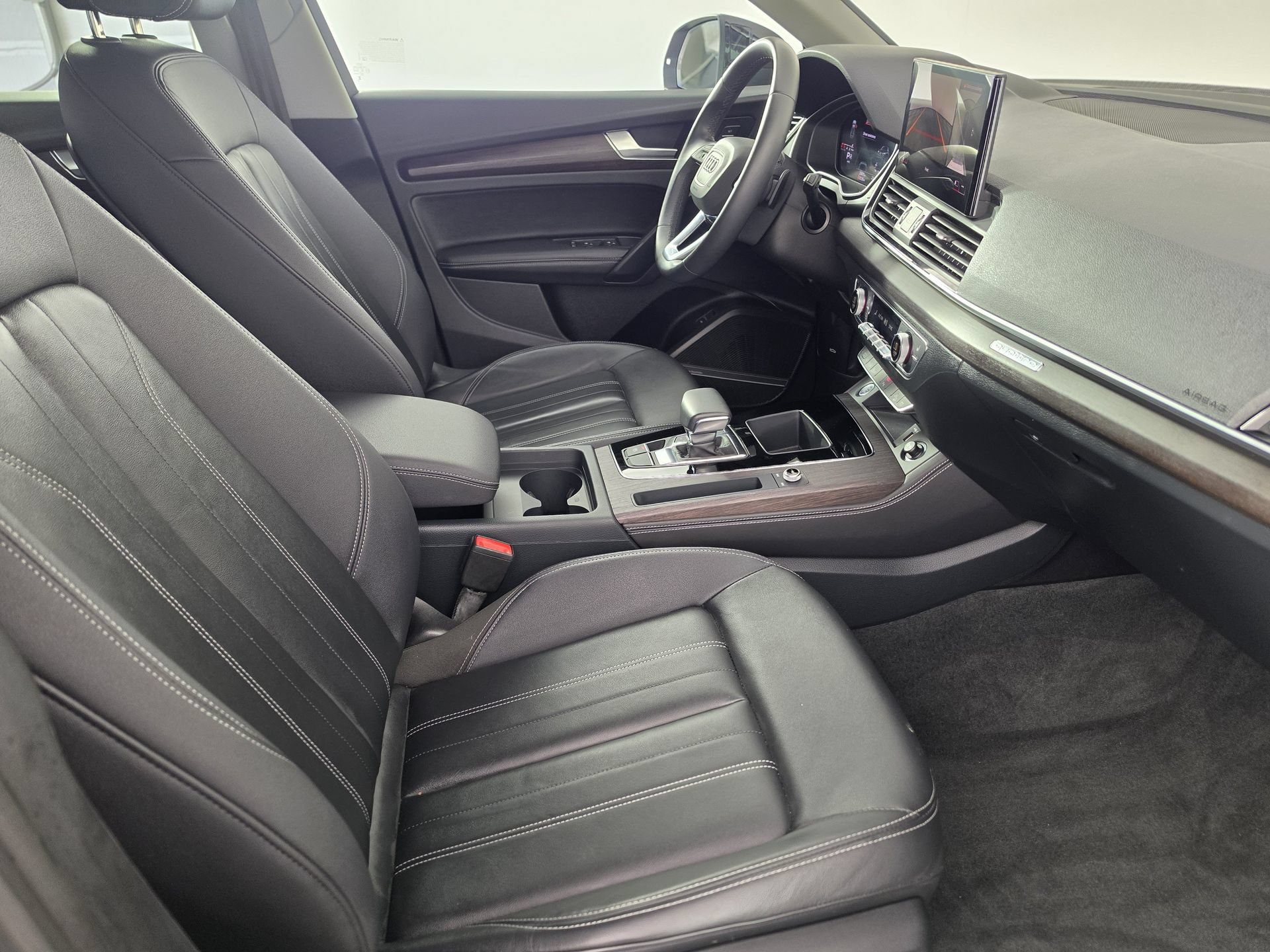 Certified 2024 Audi Q5 Premium AWD/4WD image 46