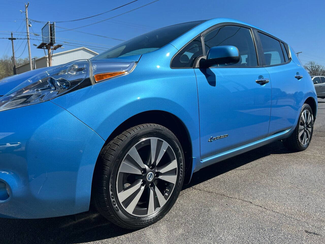Used 2014 Nissan Leaf SL w/ Premium Package image 22