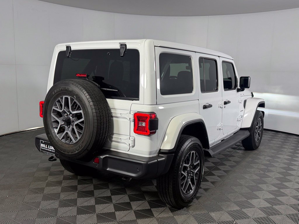 Used 2024 Jeep Wrangler Unlimited Sahara w/ Technology Group AWD/4WD image 6