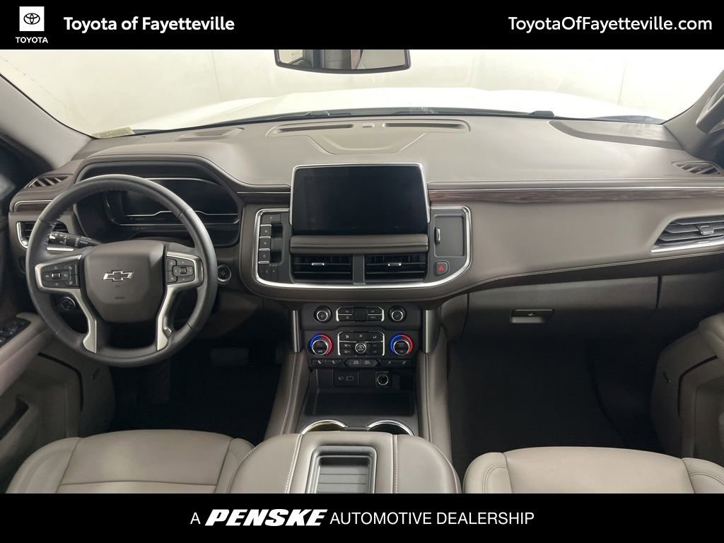 Used 2022 Chevrolet Tahoe Z71 w/ Luxury Package AWD/4WD image 18