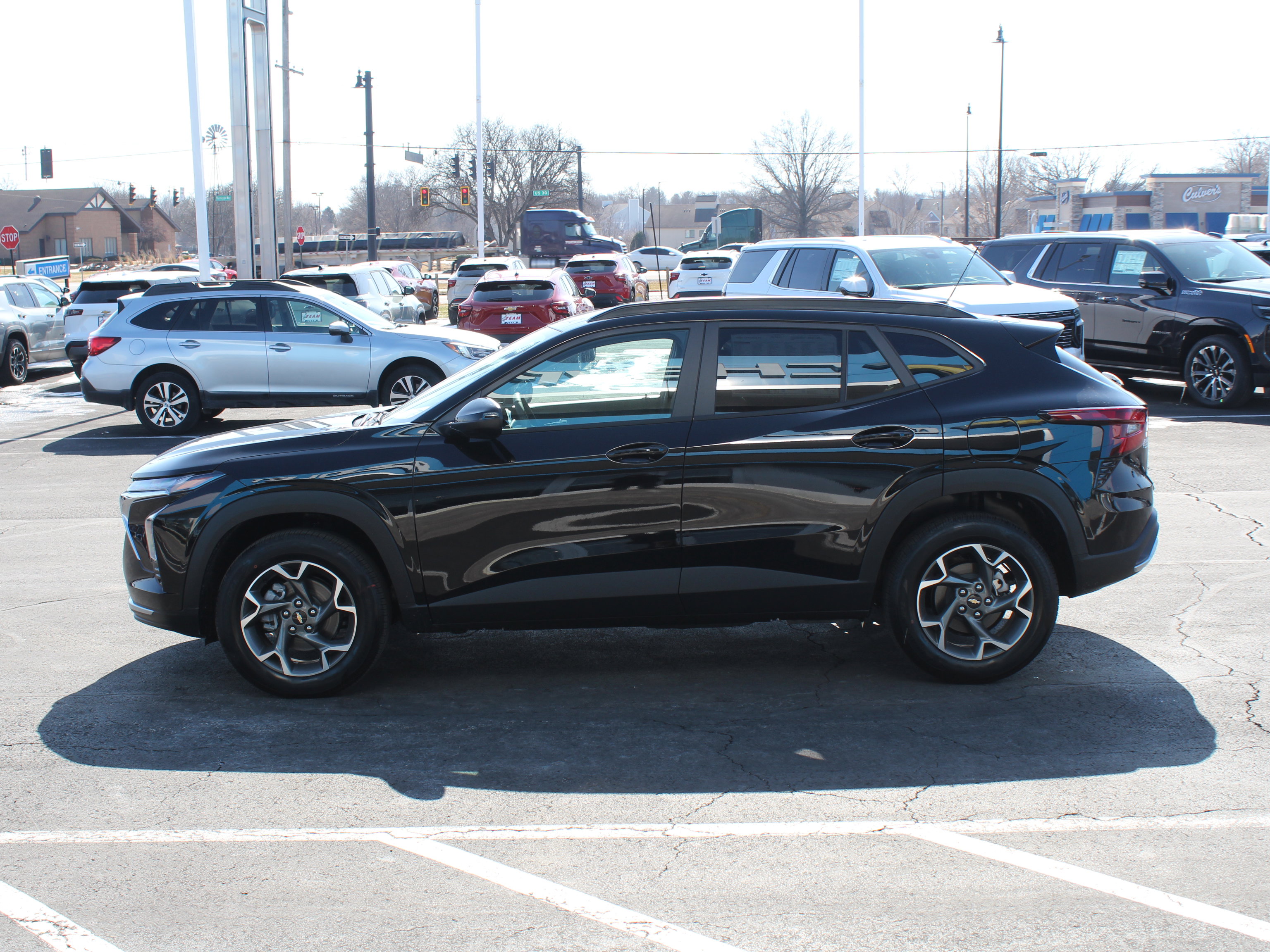 New 2026 Chevrolet Trax LT w/ Driver Confidence Package image 6