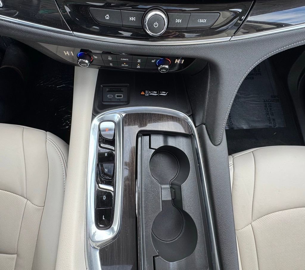 Used 2023 Buick Enclave Essence w/ Experience Buick Package image 21