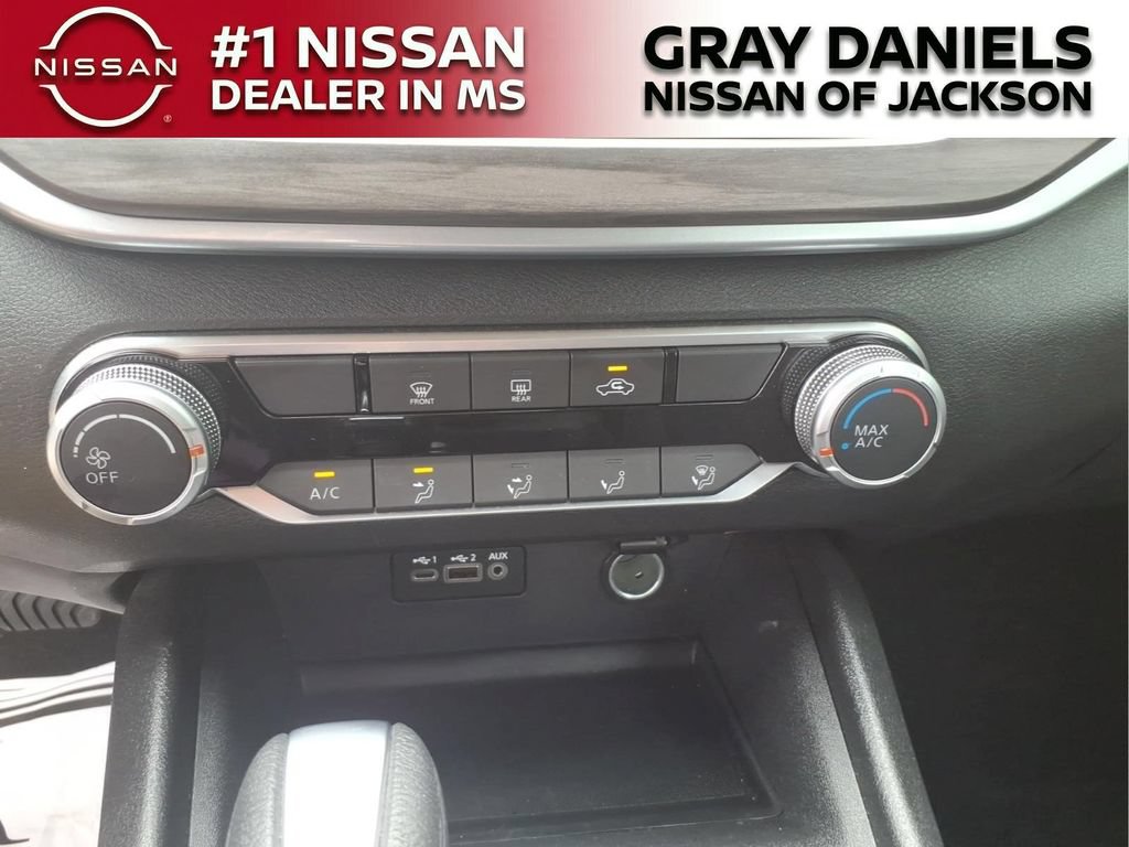 Used 2025 Nissan Altima 2.5 SV AWD/4WD image 23