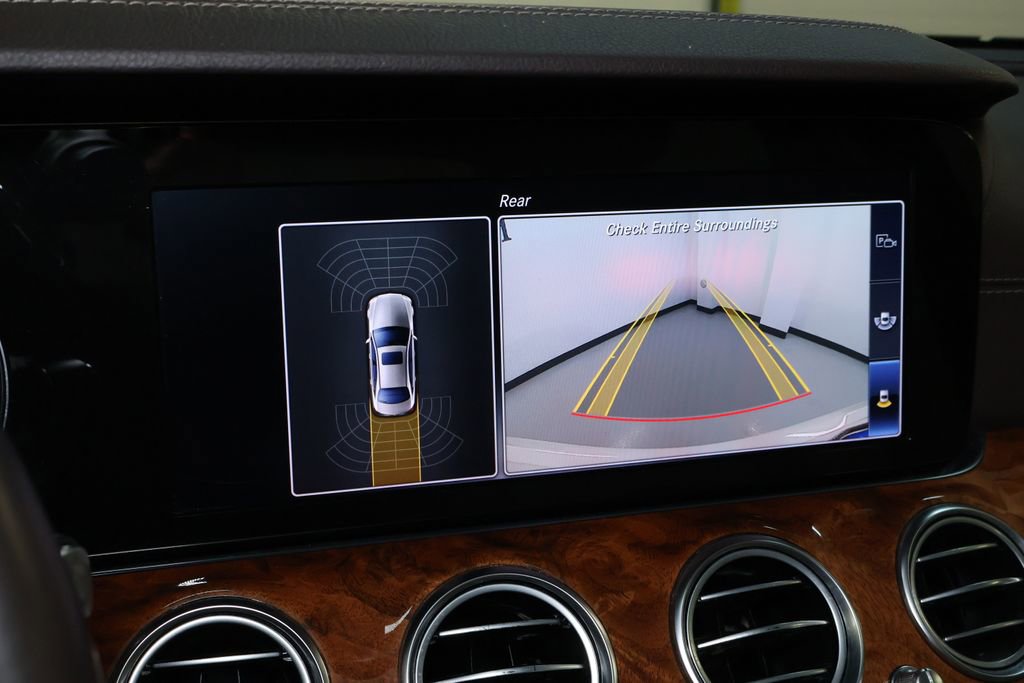 Used 2018 Mercedes-Benz E 300 4MATIC w/ Premium 1 Package image 31