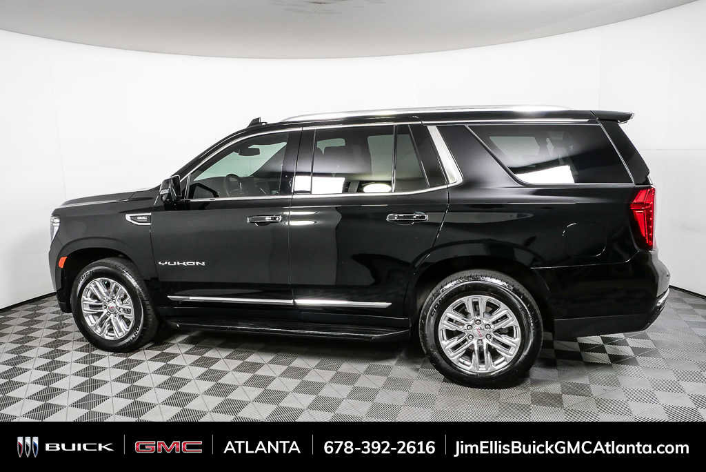 Used 2021 GMC Yukon SLT w/ SLT Premium Package image 32