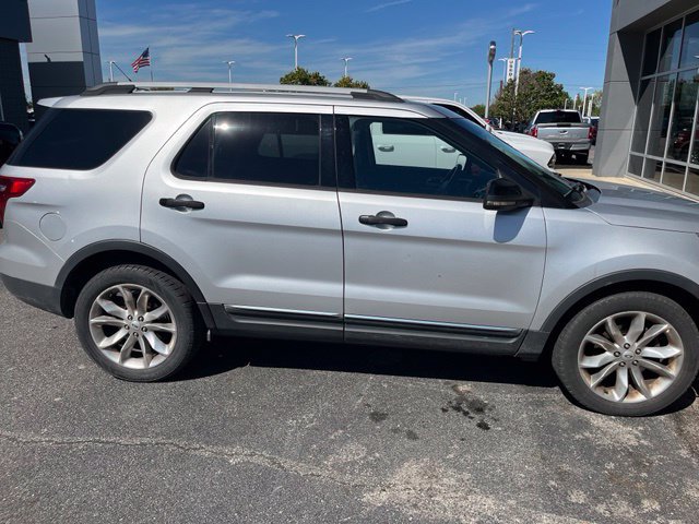 Used 2013 Ford Explorer XLT AWD/4WD image 1