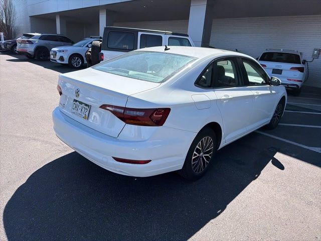Used 2019 Volkswagen Jetta SE image 3