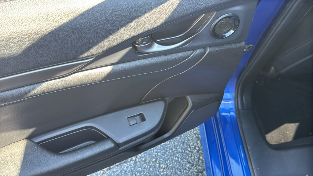 Used 2018 Honda Civic EX-L image 27