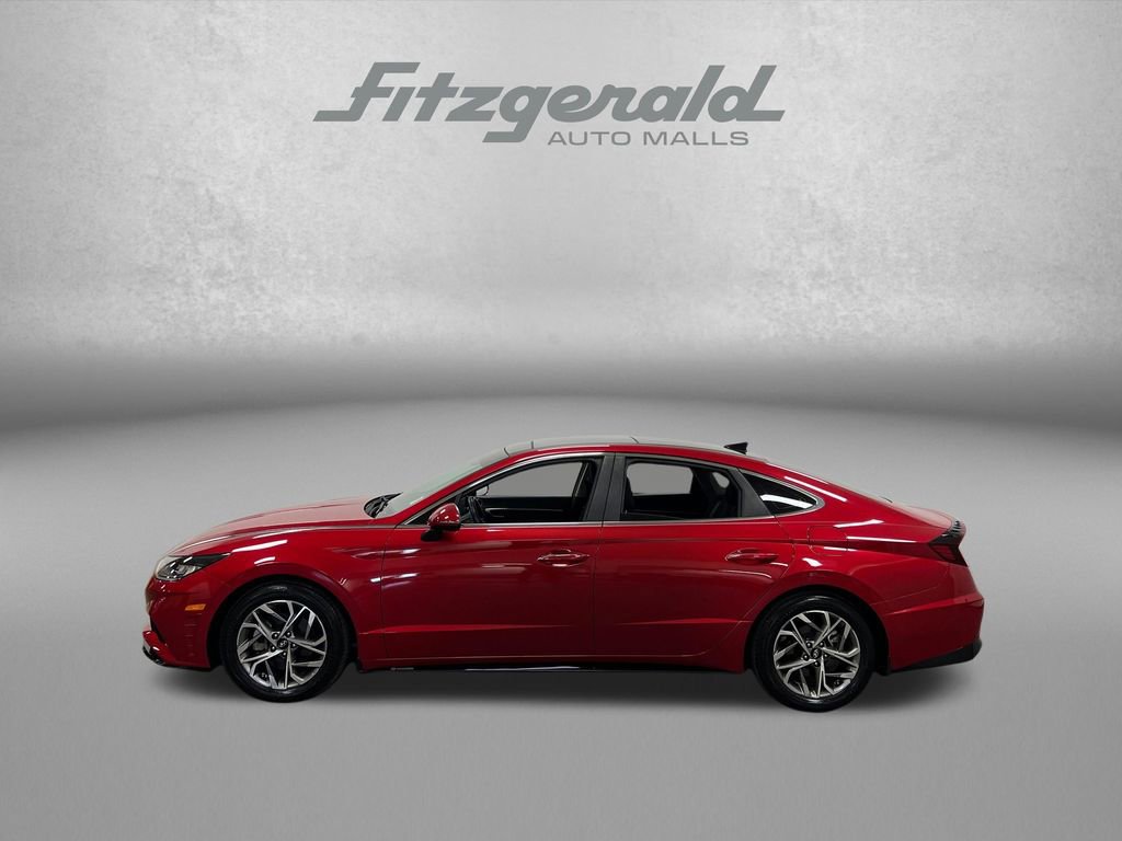 Used 2021 Hyundai Sonata SEL w/ Convenience Package FWD image 2