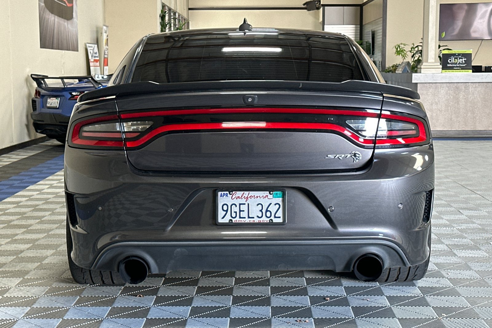 Used 2018 Dodge Charger SRT Hellcat RWD image 5