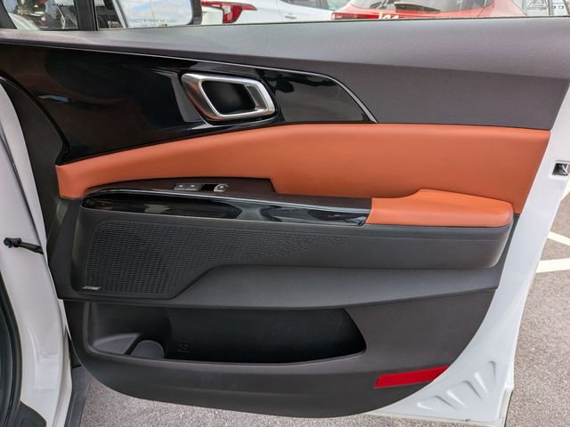 Used 2022 Kia Carnival SX Prestige FWD image 27