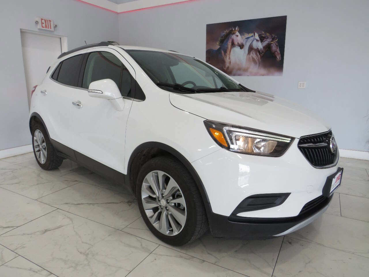 Used 2017 Buick Encore Preferred FWD image 2