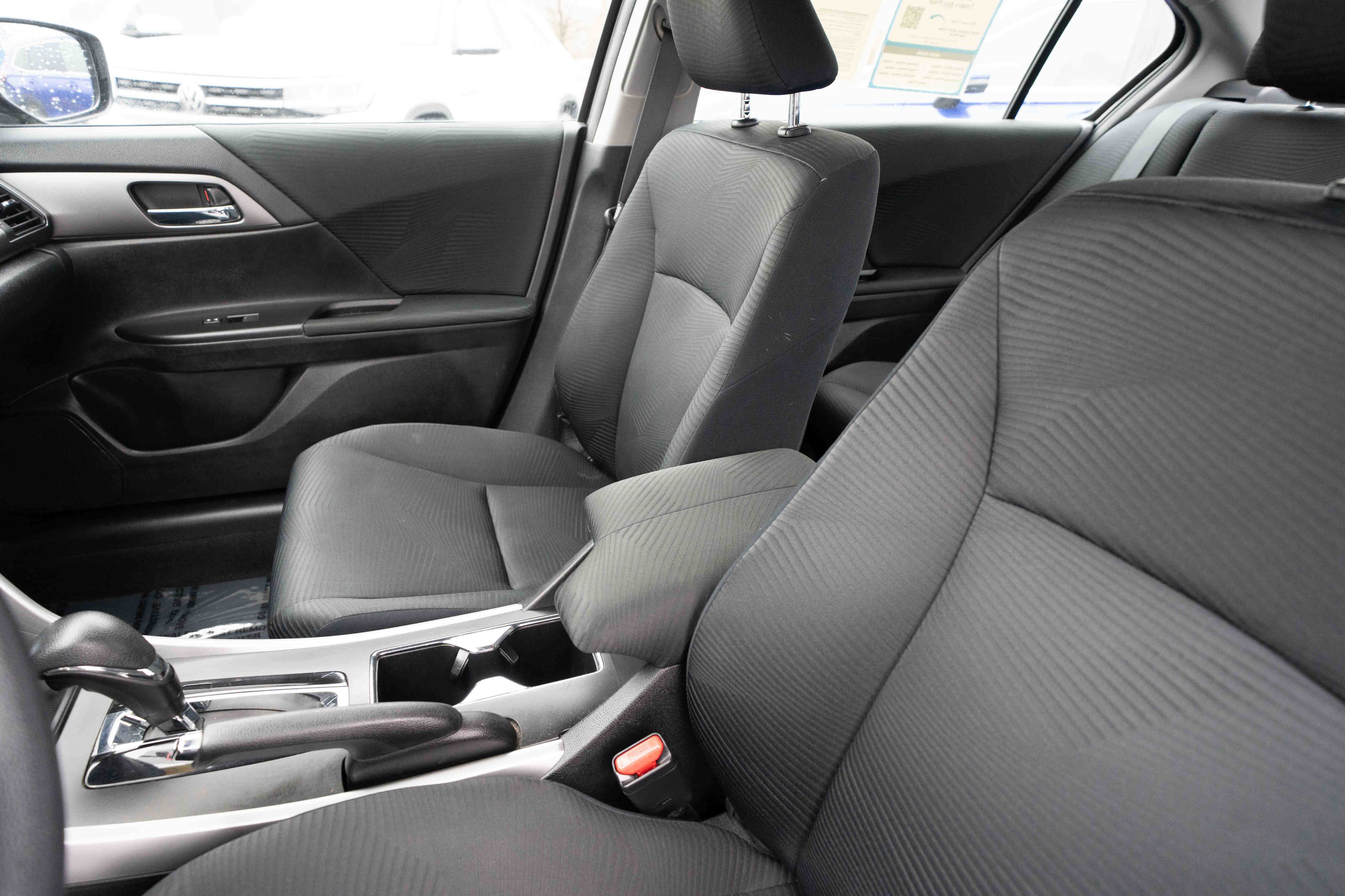 Used 2014 Honda Accord LX image 10
