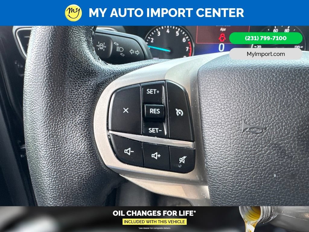 Used 2021 Ford Explorer XLT w/ Equipment Group 202A AWD/4WD image 13