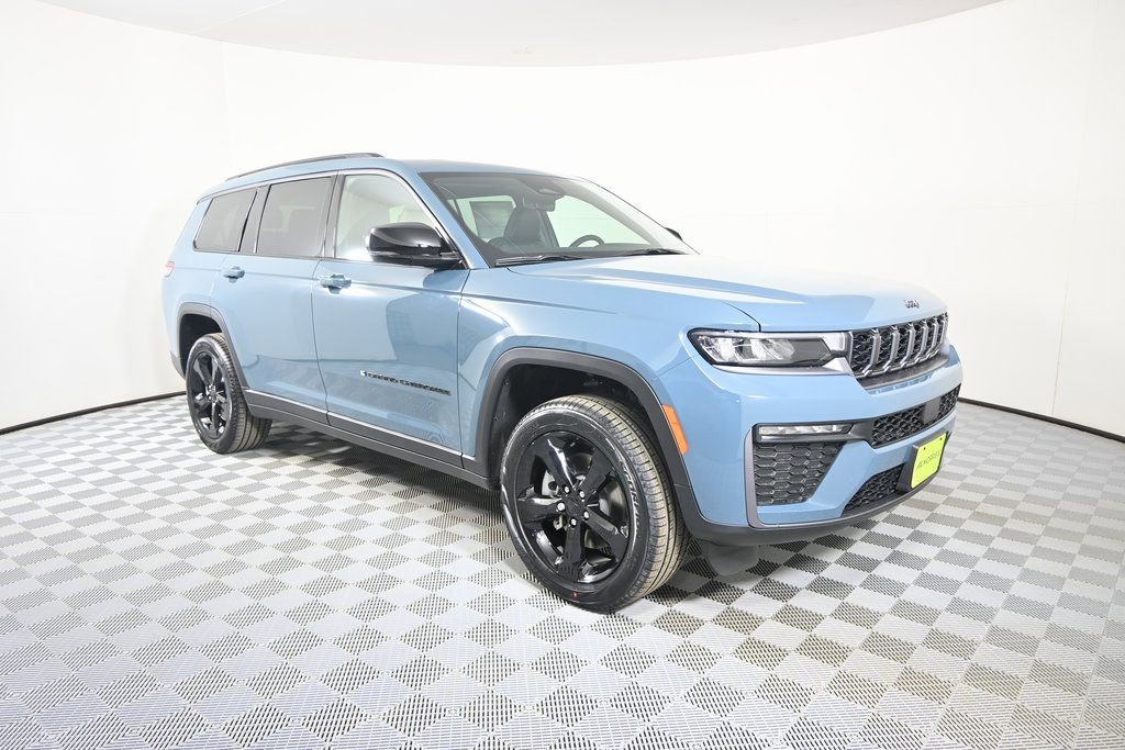 New 2026 Jeep Grand Cherokee L Limited w/ Limited Altitude Package AWD/4WD image 9