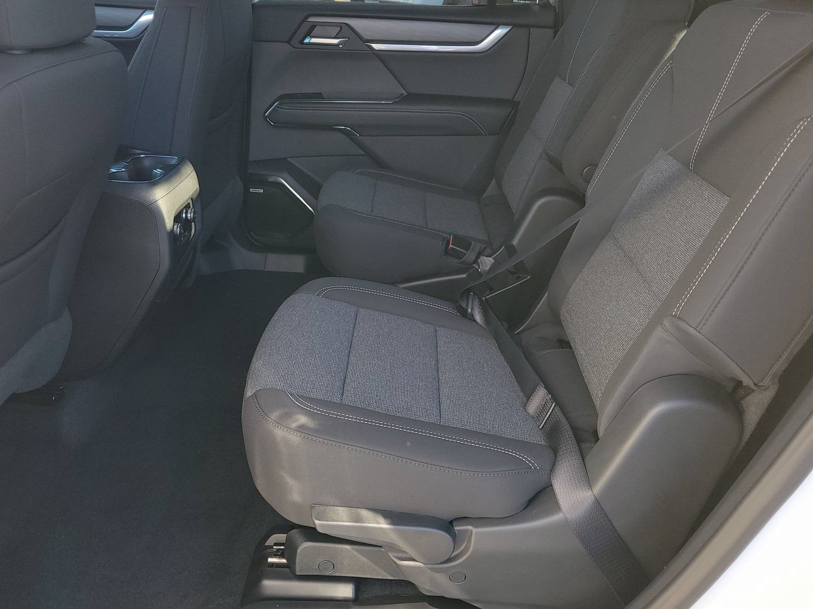 New 2026 GMC Acadia Elevation w/ Black Edition AWD/4WD image 7